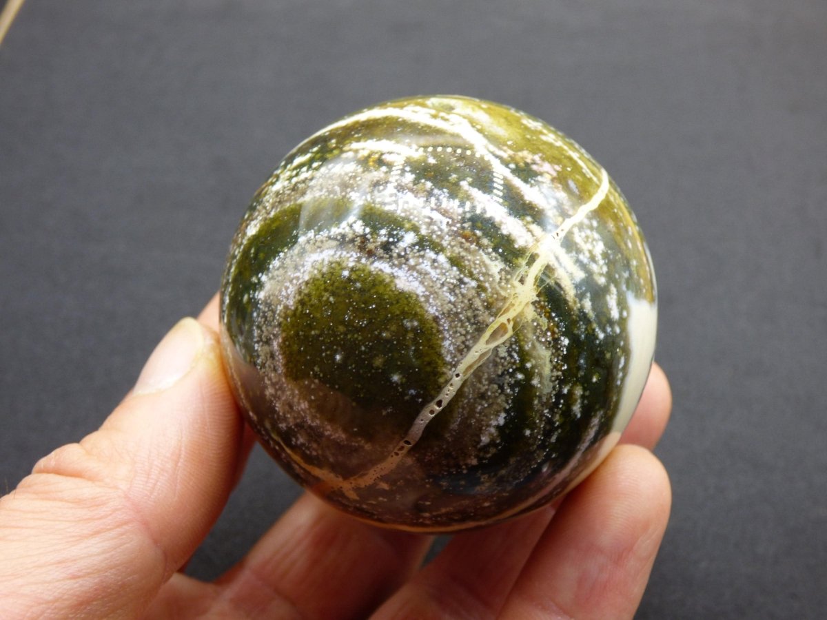 8 Adern Ocean Jaspis Orbicular grün gelb weiß Edelstein Kugel Rarität Natur Heilstein Deko Kristall Geschenk Er Sie Mann Frau Energie Selten - Art of Nature Berlin
