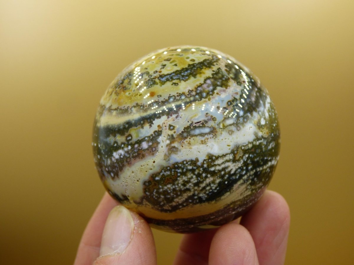 8 Adern Ocean Jaspis Orbicular grün gelb weiß Edelstein Kugel Rarität Natur Heilstein Deko Kristall Geschenk Er Sie Mann Frau Energie Selten - Art of Nature Berlin