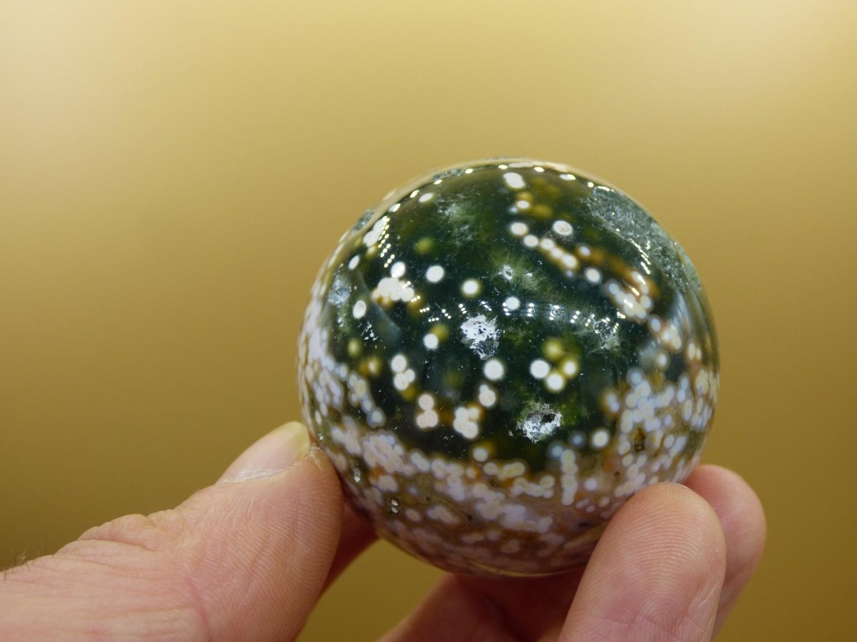8 Adern Ocean Jaspis Orbicular grün gelb weiß Edelstein Kugel Rarität Natur Heilstein Deko Kristall Geschenk Er Sie Mann Frau Energie Selten - Art of Nature Berlin