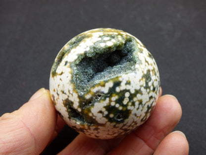 8 Adern Ocean Jaspis Orbicular grün gelb weiß Edelstein Kugel Rarität Natur Heilstein Deko Kristall Geschenk Er Sie Mann Frau Energie Selten - Art of Nature Berlin