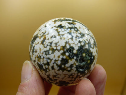 8 Adern Ocean Jaspis Orbicular grün gelb weiß Edelstein Kugel Rarität Natur Heilstein Deko Kristall Geschenk Er Sie Mann Frau Energie Selten - Art of Nature Berlin