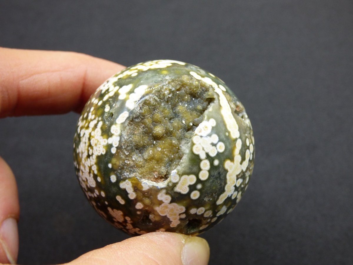 8 Adern Ocean Jaspis Orbicular grün weiß - Edelstein Kugel Rarität Natur Heilstein Deko Kristall Geschenk Er Sie Mann Frau Energie Selten - Art of Nature Berlin