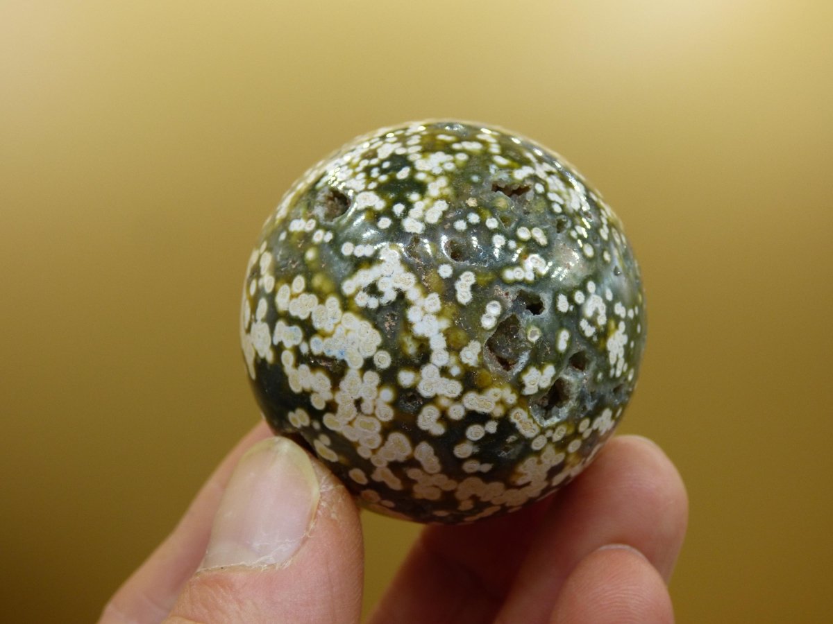 8 Adern Ocean Jaspis Orbicular grün weiß - Edelstein Kugel Rarität Natur Heilstein Deko Kristall Geschenk Er Sie Mann Frau Energie Selten - Art of Nature Berlin