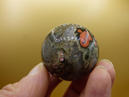 8 Adern Ocean Jaspis Orbicular rot - Edelstein Kugel Natur Heilstein Deko Kristall Geschenk Er Sie Mann Frau Haus Wohnung Energie Selten - Art of Nature Berlin