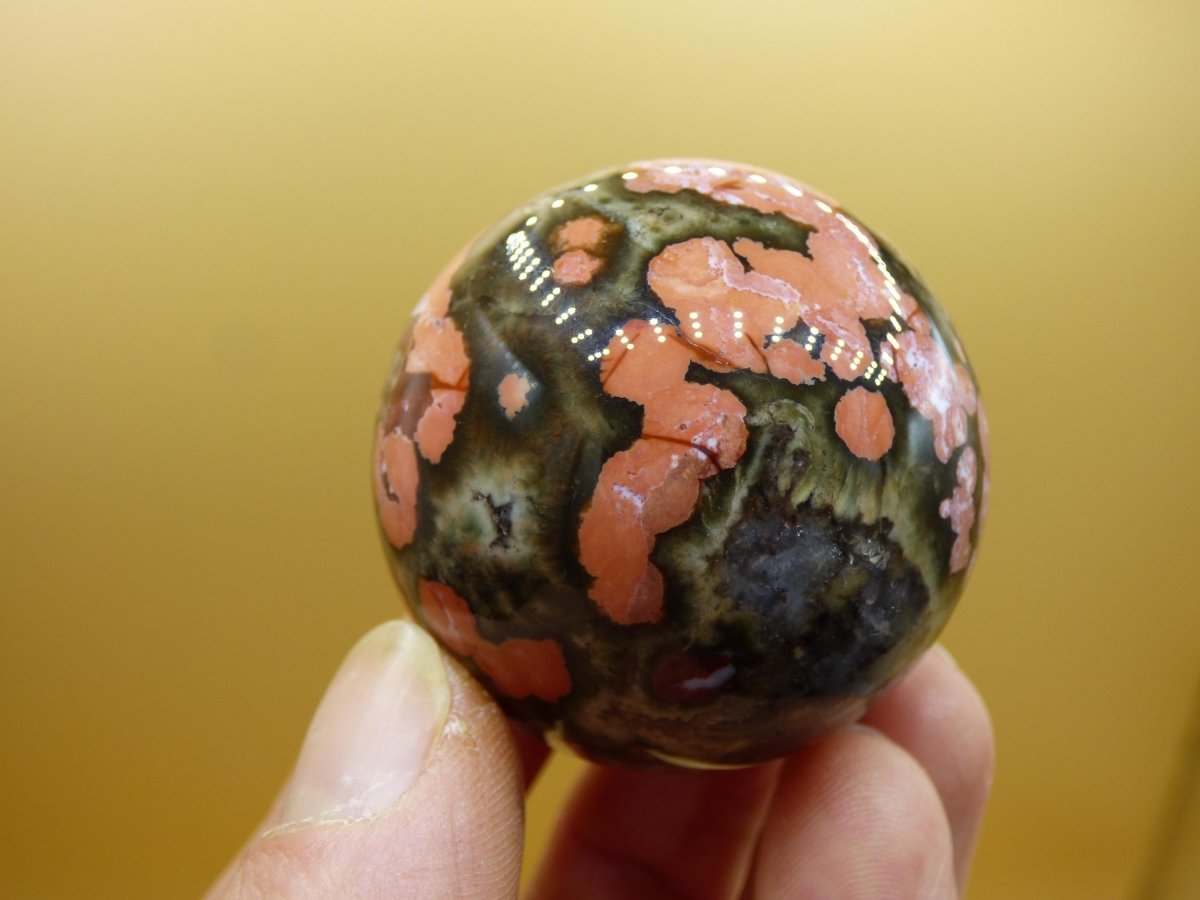 8 Adern Ocean Jaspis Orbicular rot grün Edelstein Kugel Rarität Natur Heilstein Deko Kristall Geschenk Er Sie Mann Frau Haus Energie Selten - Art of Nature Berlin