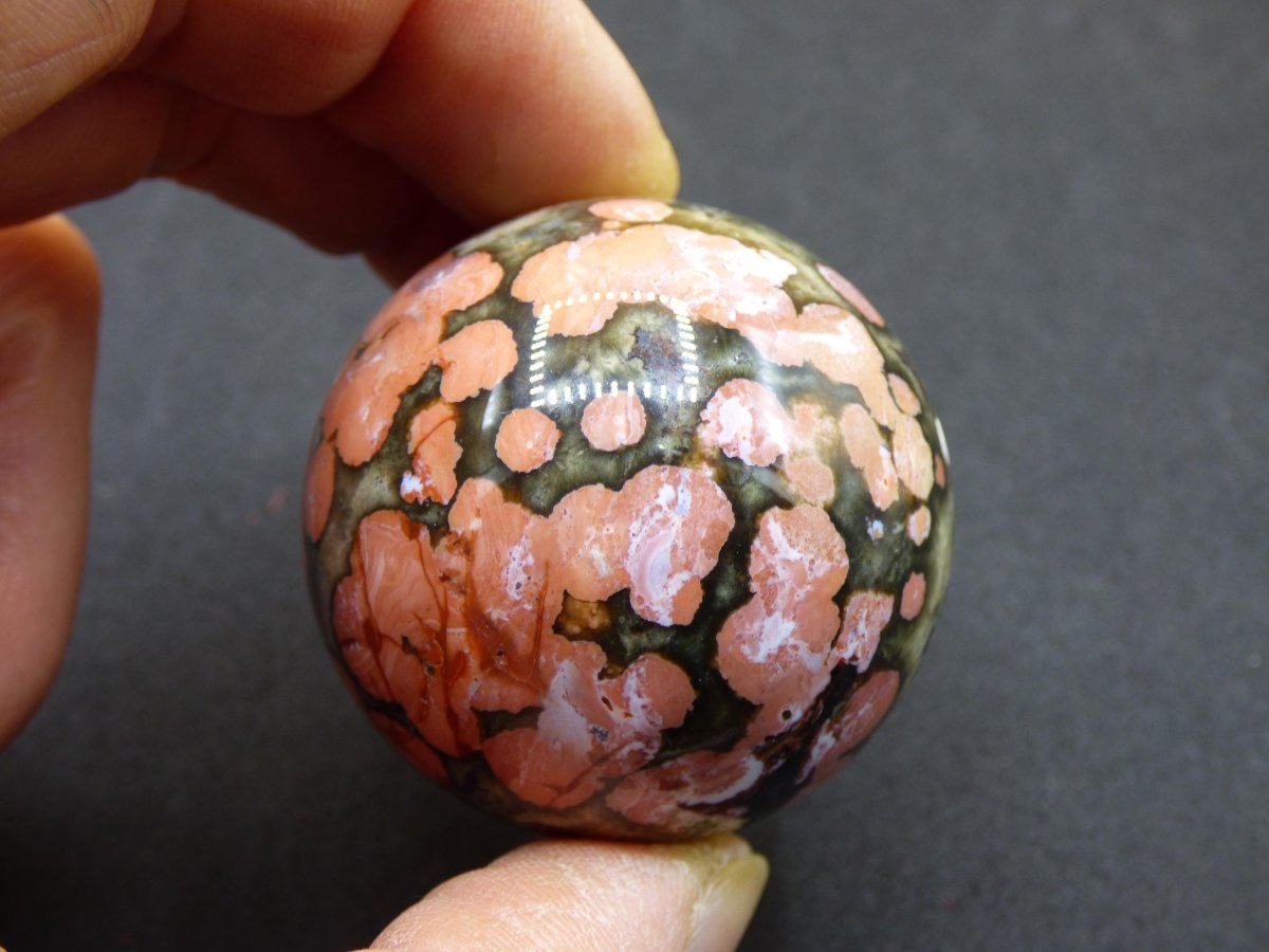 8 Adern Ocean Jaspis Orbicular rot grün Edelstein Kugel Rarität Natur Heilstein Deko Kristall Geschenk Er Sie Mann Frau Haus Energie Selten - Art of Nature Berlin