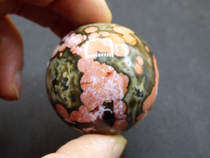 8 Adern Ocean Jaspis Orbicular rot grün Edelstein Kugel Rarität Natur Heilstein Deko Kristall Geschenk Er Sie Mann Frau Haus Energie Selten - Art of Nature Berlin