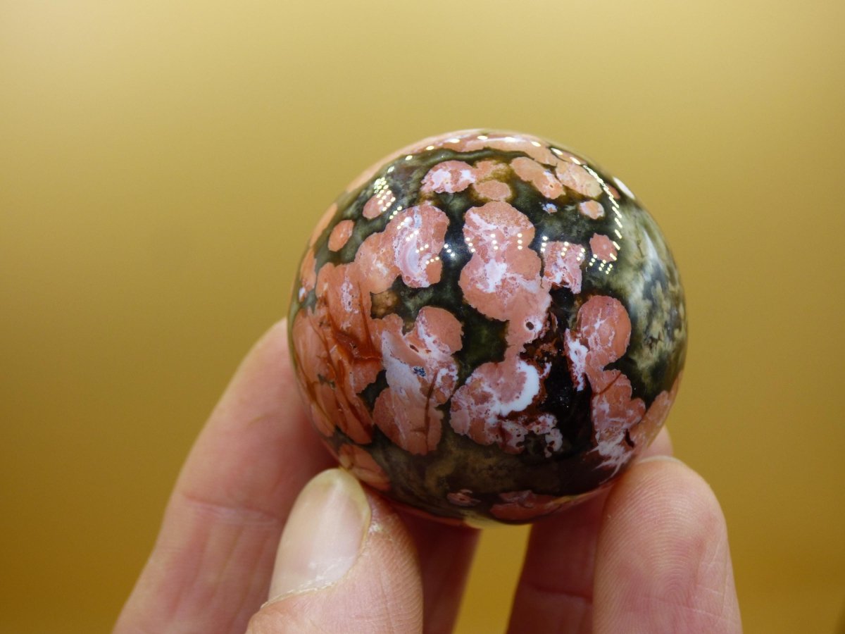 8 Adern Ocean Jaspis Orbicular rot grün Edelstein Kugel Rarität Natur Heilstein Deko Kristall Geschenk Er Sie Mann Frau Haus Energie Selten - Art of Nature Berlin