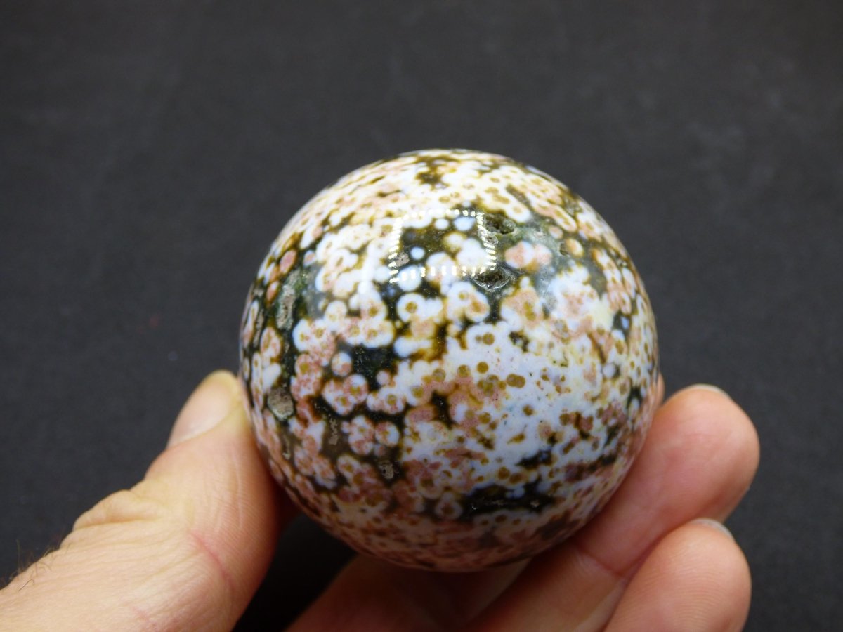 8 Adern Ocean Jaspis Orbicular rot grün weiß Edelstein Kugel Rarität Natur Heilstein Deko Kristall Geschenk Er Sie Mann Frau Energie Selten - Art of Nature Berlin