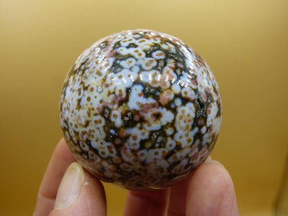 8 Adern Ocean Jaspis Orbicular rot grün weiß Edelstein Kugel Rarität Natur Heilstein Deko Kristall Geschenk Er Sie Mann Frau Energie Selten - Art of Nature Berlin