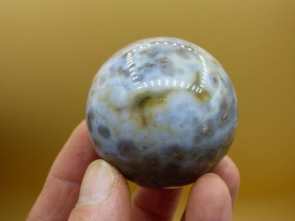 8 Adern Ocean Jaspis Orbicular weiß - Edelstein Kugel Rarität Natur Heilstein Deko Kristall Geschenk Er Sie Mann Frau Haus Energie Selten - Art of Nature Berlin