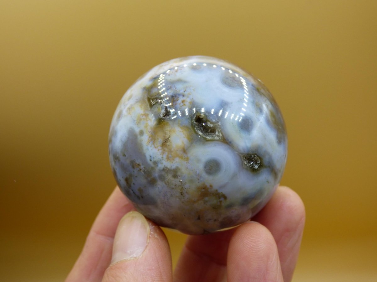 8 Adern Ocean Jaspis Orbicular weiß - Edelstein Kugel Rarität Natur Heilstein Deko Kristall Geschenk Er Sie Mann Frau Haus Energie Selten - Art of Nature Berlin