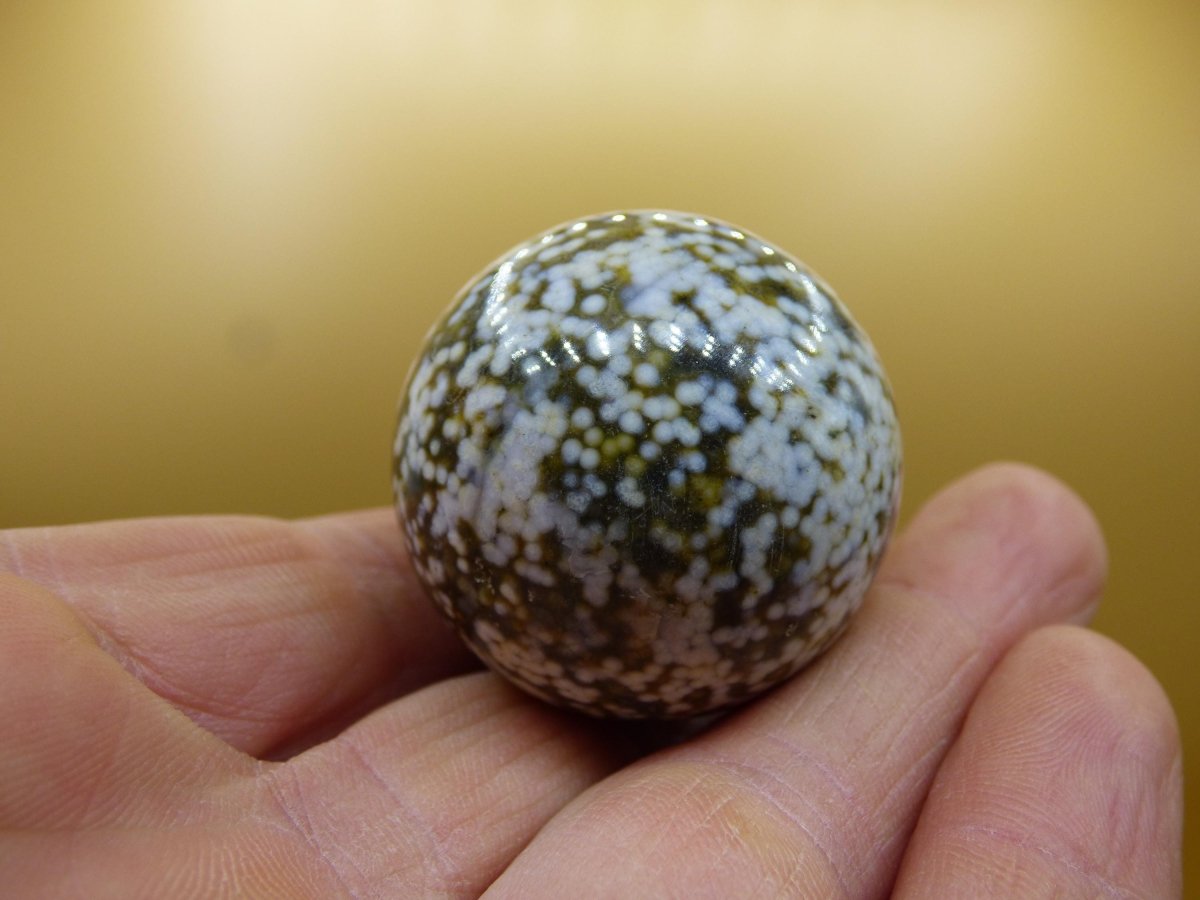 8 Adern Ocean Jaspis Orbicular weiß grün Edelstein Kugel Natur Heilstein Deko Kristall Geschenk Er Sie Mann Frau Haus Wohnung Energie Selten - Art of Nature Berlin