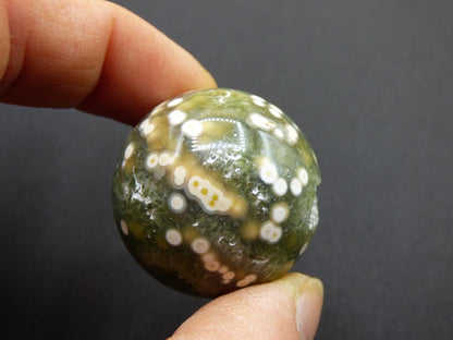 8 Adern Ocean Jaspis Orbicular weiß grün Edelstein Kugel Natur Heilstein Deko Kristall Geschenk Er Sie Mann Frau Haus Wohnung Energie Selten - Art of Nature Berlin