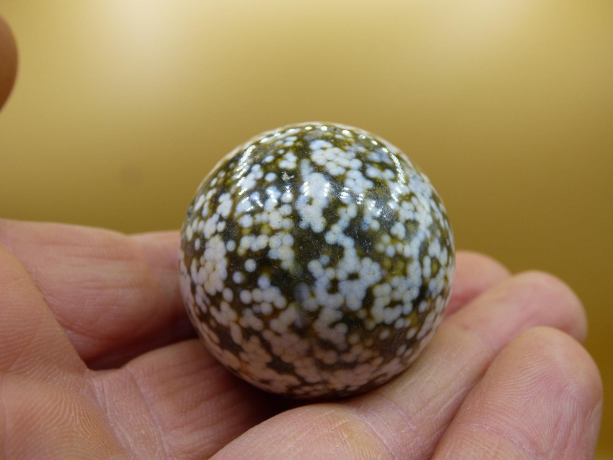 8 Adern Ocean Jaspis Orbicular weiß grün Edelstein Kugel Natur Heilstein Deko Kristall Geschenk Er Sie Mann Frau Haus Wohnung Energie Selten - Art of Nature Berlin