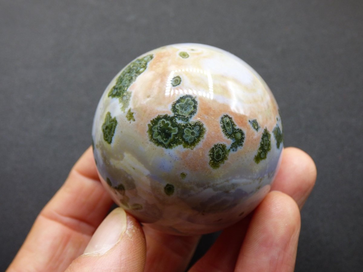 8 Adern Ocean Jaspis Orbicular weiß grün - Edelstein Kugel Rarität Natur Heilstein Deko Kristall Geschenk Er Sie Mann Frau Energie Selten - Art of Nature Berlin
