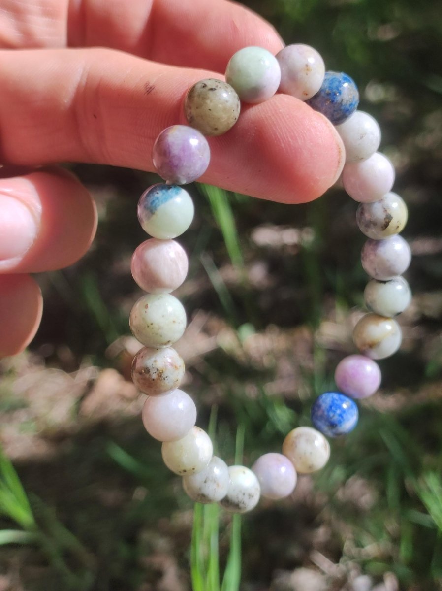 8mm Hackmanit *Rarität* Edelstein Stretch Armband blau rosa weiß Perlen Kristall Geschenk Mann Frau Selten Heilstein Er Sie Vater Mutter - Art of Nature Berlin