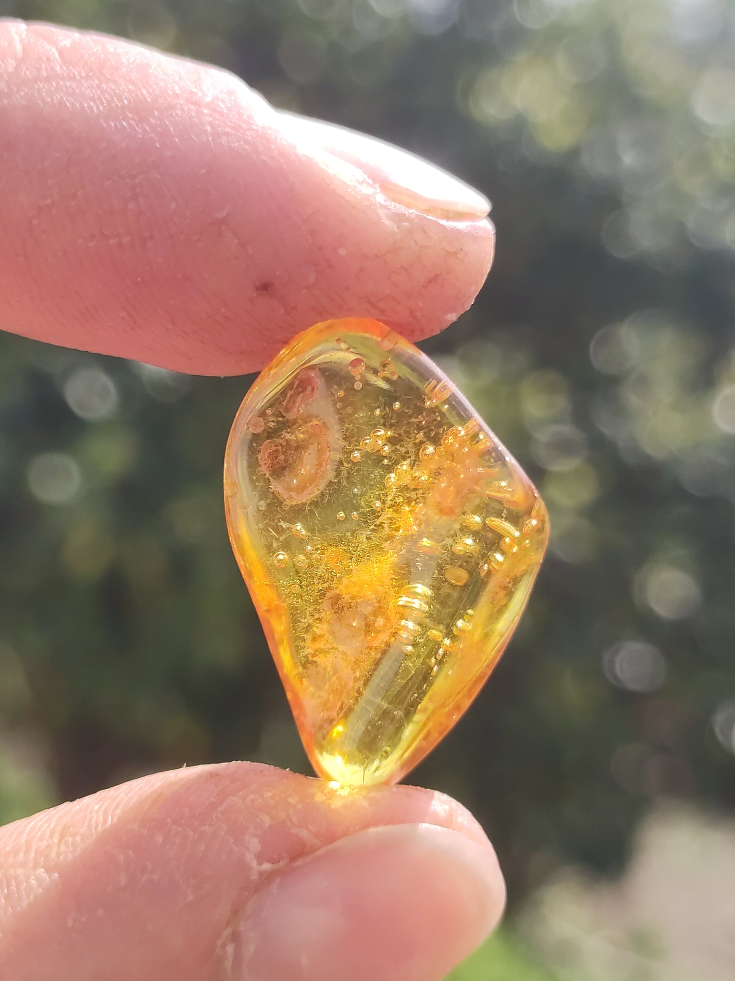 Ambre de la Baltique de qualité 100% naturelle - pierre décorative, petite pierre précieuse