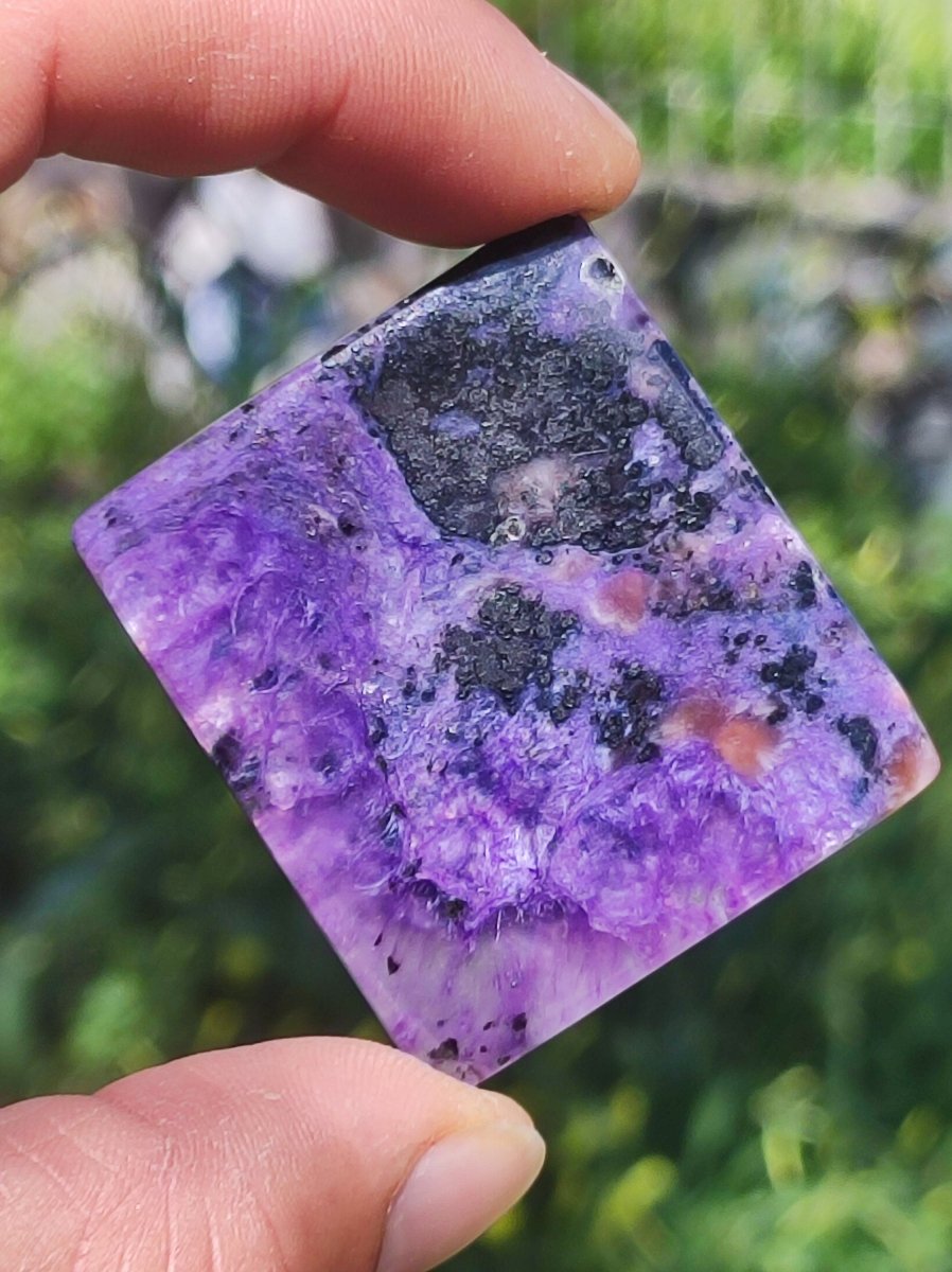 AAA Charoit XL 100% Natürlich Cabochon Sammler Mineral hochwertig Heilstein Auflegestein Rarität Unikat Therapie Energie Makramee einfassen - Art of Nature Berlin