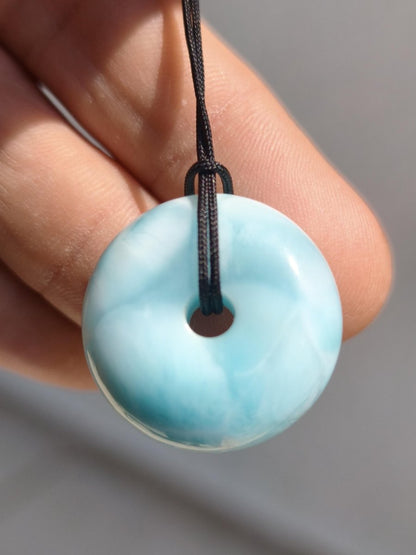 AAA Larimar Schutz Donut Edelstein Kette blau Heilstein Rarität Natur Frau Geschenk Mann Frau Er Sie Energie Kraft Glück - Art of Nature Berlin