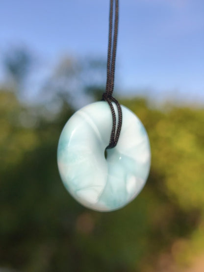 AAA Larimar Schutz Donut Edelstein Kette blau Heilstein Rarität Natur Frau Geschenk Mann Frau Er Sie Energie Kraft Glück - Art of Nature Berlin