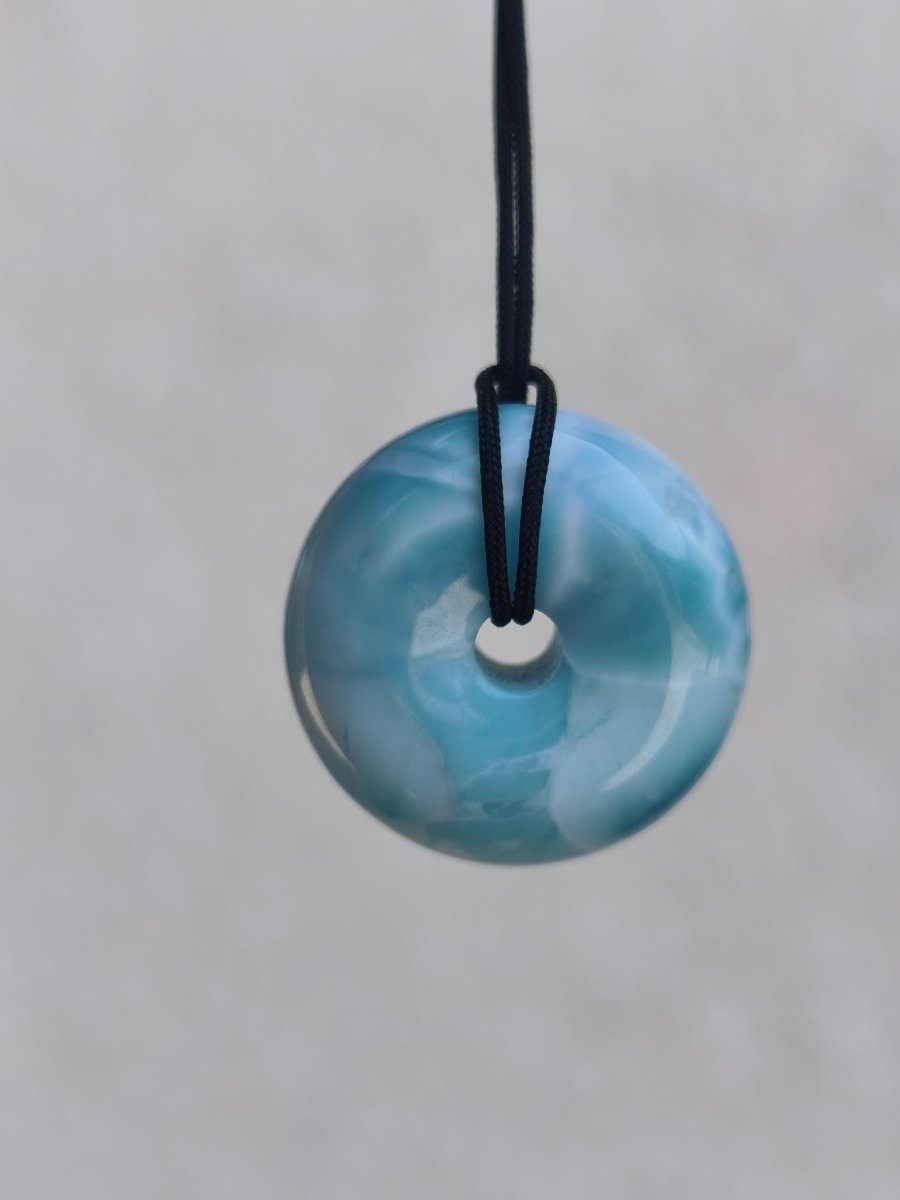 AAA Larimar Schutz Donut Edelstein Kette blau Heilstein Rarität Natur Frau Geschenk Mann Frau Er Sie Energie Kraft Glück - Art of Nature Berlin