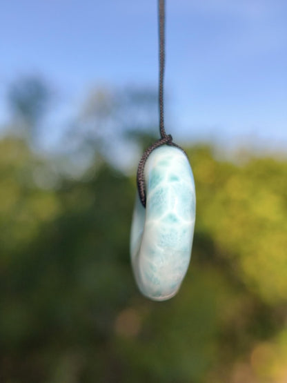 AAA Larimar Schutz Donut Edelstein Kette blau Heilstein Rarität Natur Frau Geschenk Mann Frau Er Sie Energie Kraft Glück - Art of Nature Berlin