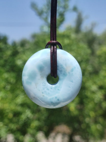 AAA Larimar Schutz Donut Edelstein Kette blau Heilstein Rarität Natur Frau Geschenk Mann Frau Er Sie Energie Kraft Glück - Art of Nature Berlin