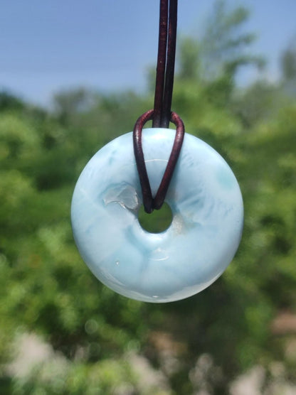 AAA Larimar Schutz Donut Edelstein Kette blau Heilstein Rarität Natur Frau Geschenk Mann Frau Er Sie Energie Kraft Glück - Art of Nature Berlin