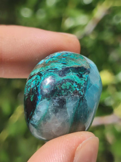 AAA Quantum Quattro Chrysocoll Shattuckit Quarz Azurit blau Natur Heilstein Meditation Ritual Indianer Schamanen Edelstein Mineral Sammler - Art of Nature Berlin