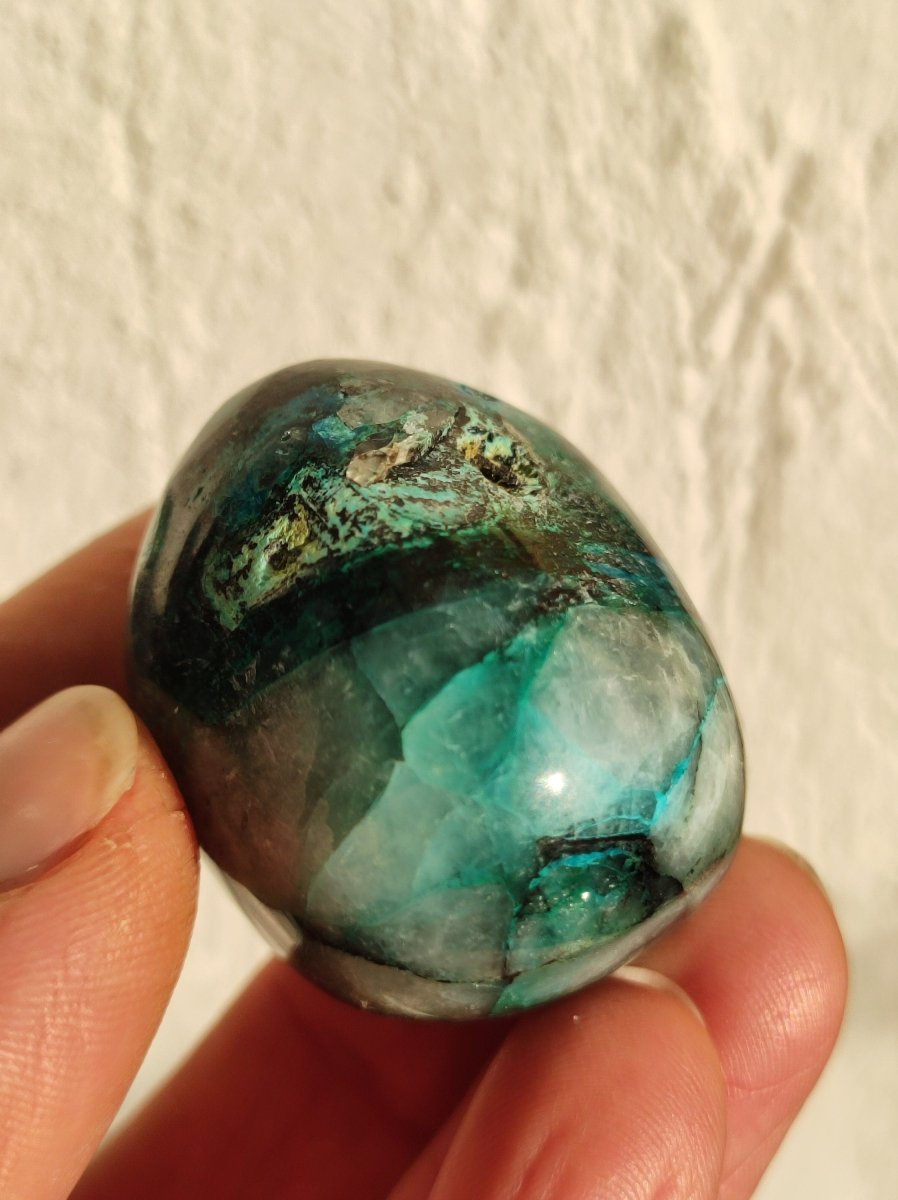 AAA Quantum Quattro Chrysocoll Shattuckit Quarz Azurit blau Natur Heilstein Meditation Ritual Indianer Schamanen Edelstein Mineral Sammler - Art of Nature Berlin