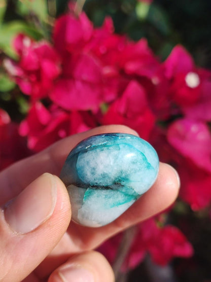 AAA Quantum Quattro Chrysocoll Shattuckit Quarz Azurit blau Natur Heilstein Meditation Ritual Indianer Schamanen Edelstein Mineral Sammler - Art of Nature Berlin