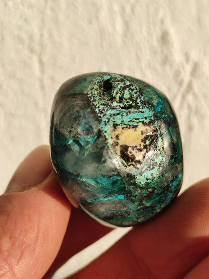 AAA Quantum Quattro Chrysocoll Shattuckit Quarz Azurit blau Natur Heilstein Meditation Ritual Indianer Schamanen Edelstein Mineral Sammler - Art of Nature Berlin