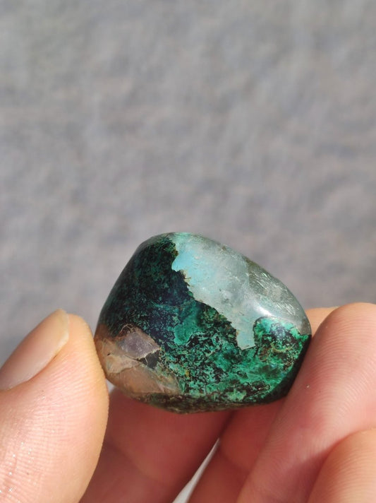 AAA Quantum Quattro Chrysocoll Shattuckit Quarz Azurit blau Natur Heilstein Meditation Ritual Indianer Schamanen Edelstein Mineral Sammler - Art of Nature Berlin