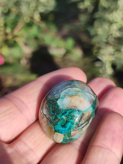 AAA Quantum Quattro Chrysocoll Shattuckit Quarz Azurit blau Natur Heilstein Meditation Ritual Indianer Schamanen Edelstein Mineral Sammler - Art of Nature Berlin