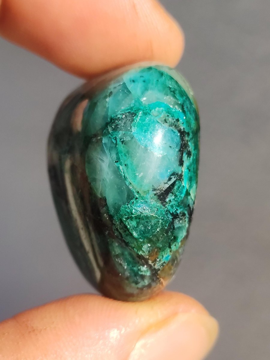 AAA Quantum Quattro Chrysocoll Shattuckit Quarz Azurit blau Natur Heilstein Meditation Ritual Indianer Schamanen Edelstein Mineral Sammler - Art of Nature Berlin