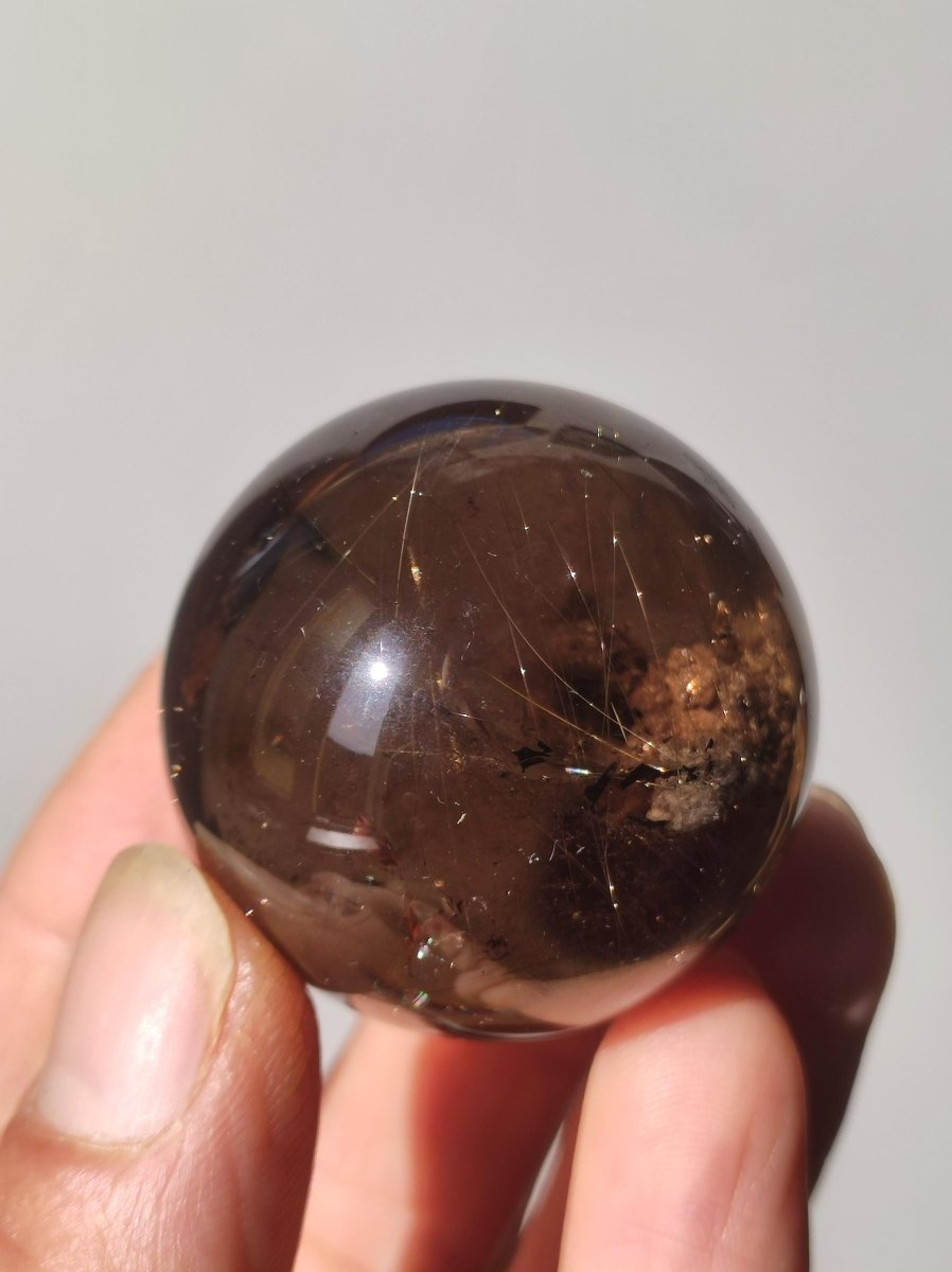 AAA Rutilquarz ~ Magische Edelstein Kugel Deko Sphere Klar Meditation Natur Heilstein Wohnen Sammler Rarität Hochwertig Art of Nature - Art of Nature Berlin