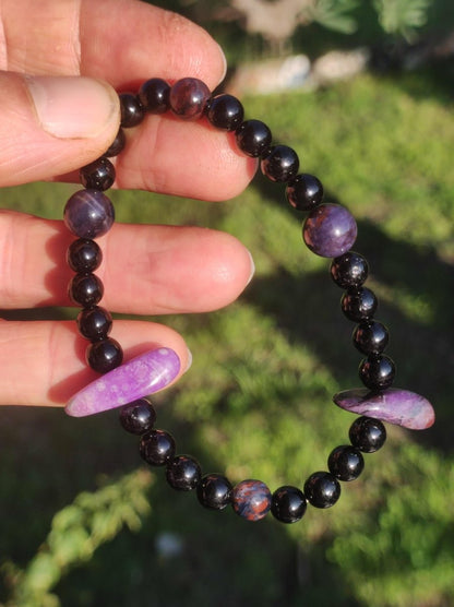 AAA Sugilith + Turmalin (Schorl) Edelstein Armband schwarz Heilstein Perlen Energie Natur Echt Rarität Selten Schmuck Frau Mann Er Sie - Art of Nature Berlin