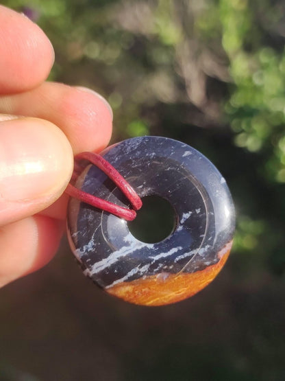 Achat black schwarz 30mm - Edelstein Donut Kette Mann Frau Vater Mutter Tochter Freund Heilstein Glück Schmuck Hippie Natur Rarität Geschenk - Art of Nature Berlin