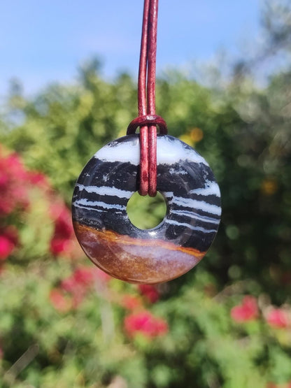 Achat black schwarz 30mm - Edelstein Donut Kette Mann Frau Vater Mutter Tochter Freund Heilstein Glück Schmuck Hippie Natur Rarität Geschenk - Art of Nature Berlin