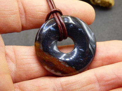 Achat black schwarz 30mm - Edelstein Donut Kette Mann Frau Vater Mutter Tochter Freund Heilstein Glück Schmuck Hippie Natur Rarität Geschenk - Art of Nature Berlin