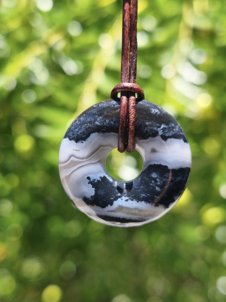 Achat black schwarz 30mm - Edelstein Donut Kette Mann Frau Vater Mutter Tochter Freund Heilstein Glück Schmuck Hippie Natur Rarität Geschenk - Art of Nature Berlin