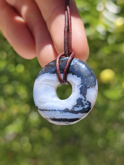 Achat black schwarz 30mm - Edelstein Donut Kette Mann Frau Vater Mutter Tochter Freund Heilstein Glück Schmuck Hippie Natur Rarität Geschenk - Art of Nature Berlin