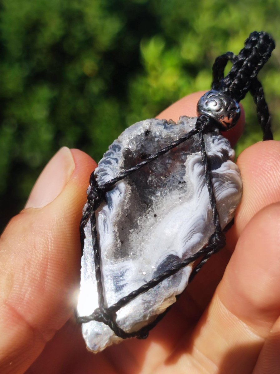 Achat Druzy Geode - Makramee Edelstein Kette Boho Ethno Vintage Natur Heilstein Energie Gechenk Er Sie Mann Frau Freundin Handarbeit Berlin - Art of Nature Berlin