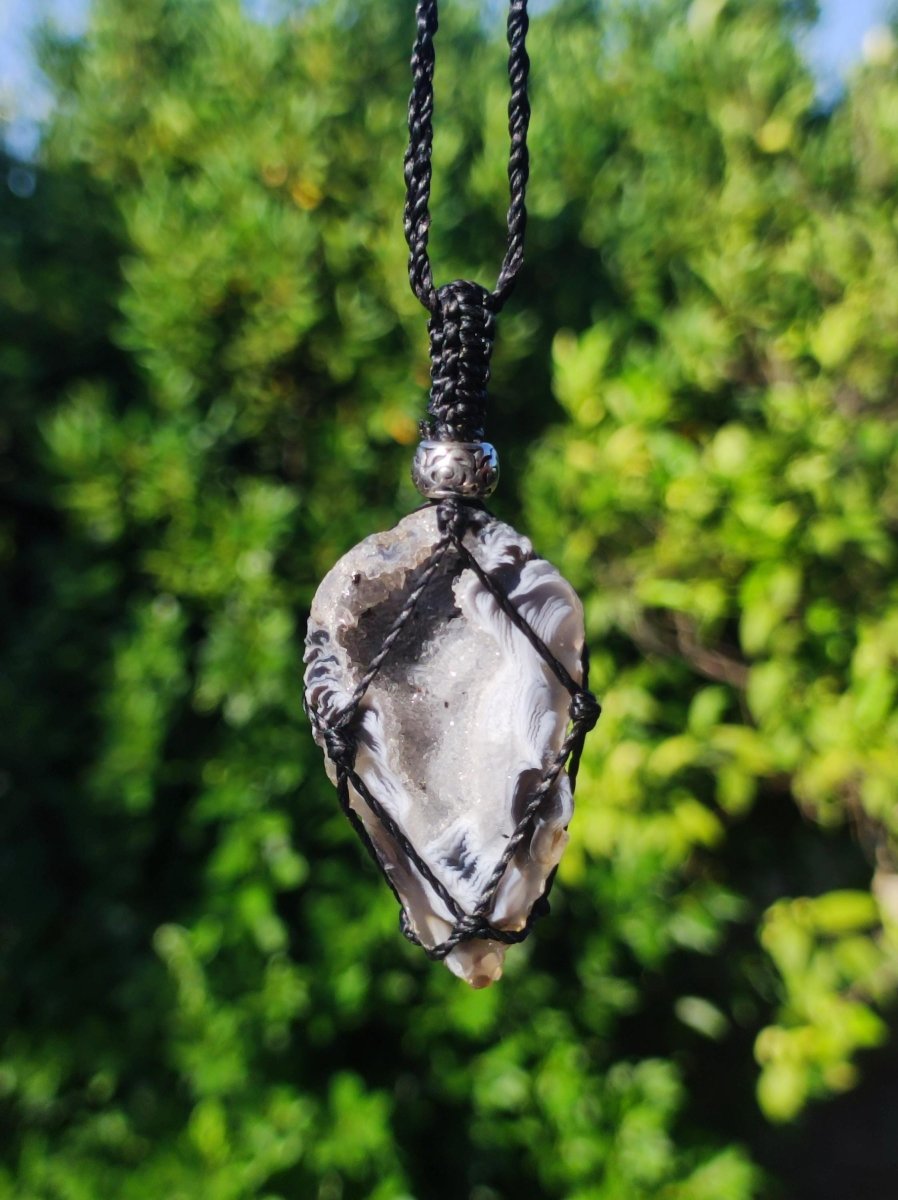 Achat Druzy Geode - Makramee Edelstein Kette Boho Ethno Vintage Natur Heilstein Energie Gechenk Er Sie Mann Frau Freundin Handarbeit Berlin - Art of Nature Berlin