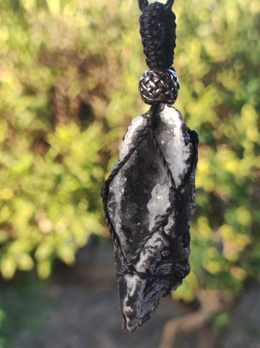 Achat Druzy Geode - Makramee Edelstein Kette Boho Ethno Vintage Natur Heilstein Energie Gechenk Er Sie Mann Frau Freundin Handarbeit Berlin - Art of Nature Berlin