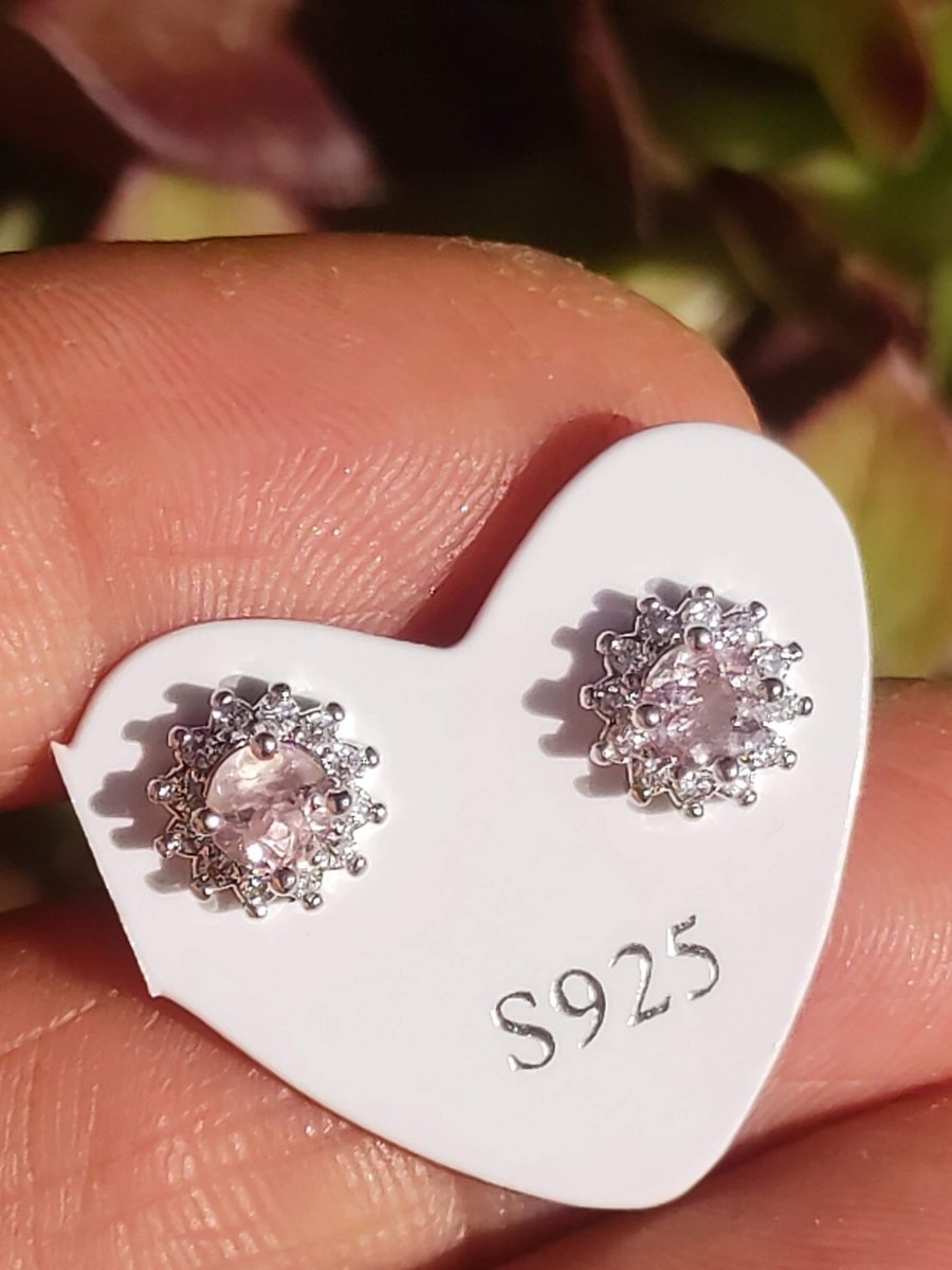 Achroit (weißer) Turmalin Ohrstecker 925 Sterling Silber AAA Rarität Schmuck Frau Ohrringe Edelstein Heilstein Geschenk Schmuck Edel Selten - Art of Nature Berlin