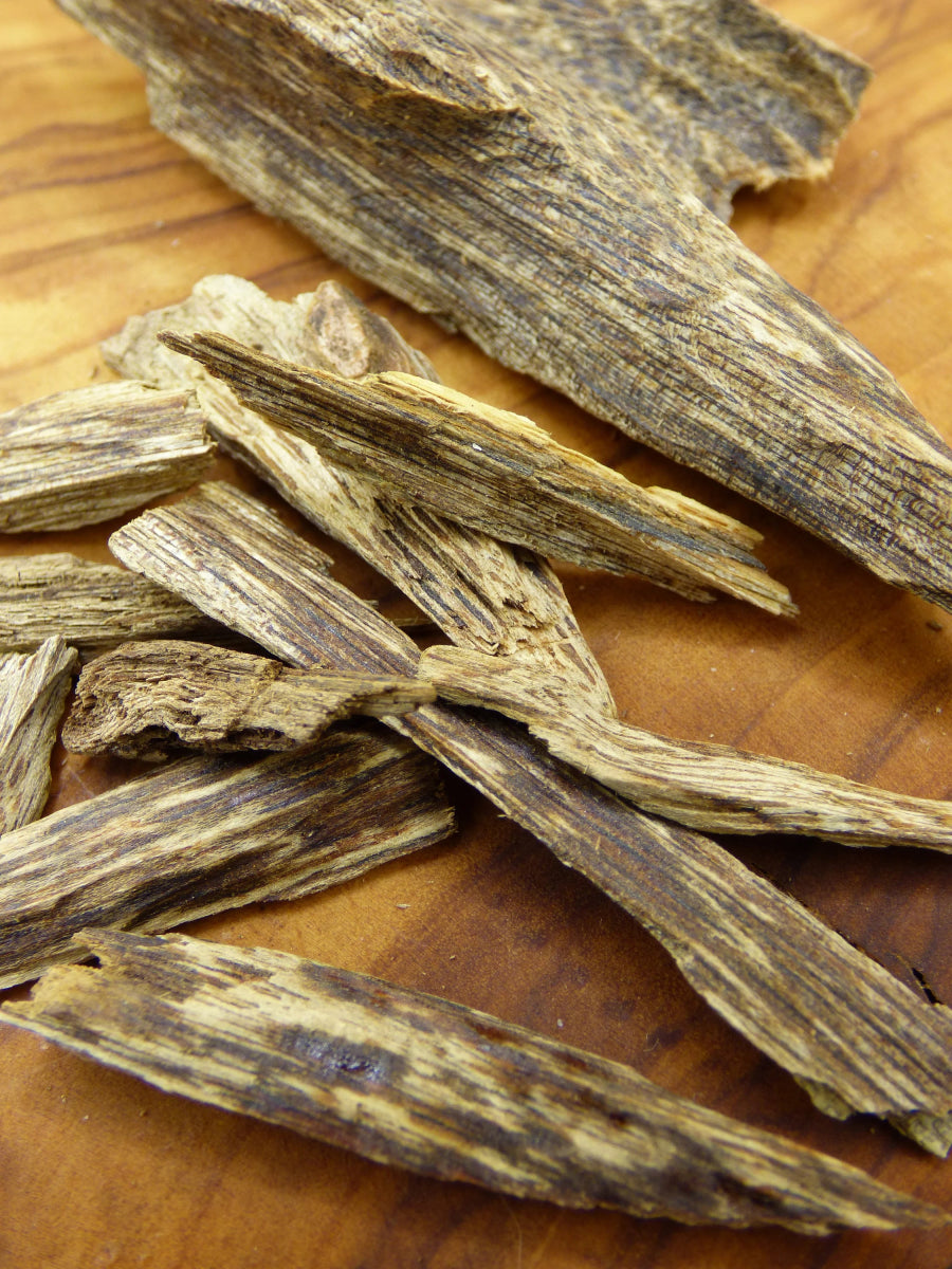 Adlerholz * Agarwood * Aloeswood * Gharuwood * (TWO TYPES! Oud 1/2/4 g A Quality* Vietnam Räuchern Schamanen Rarität Set Smudge Weihrauch - Art of Nature Berlin