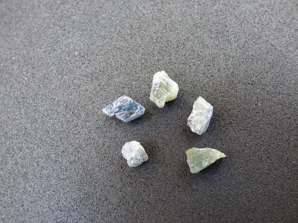 Alexandrite ECHT Sammler Rarität Kollektion Dekostein Heilstein Energie Edelstein Trommelstein Kristall Mineral Natur Geschenk Er Sie Mann - Art of Nature Berlin