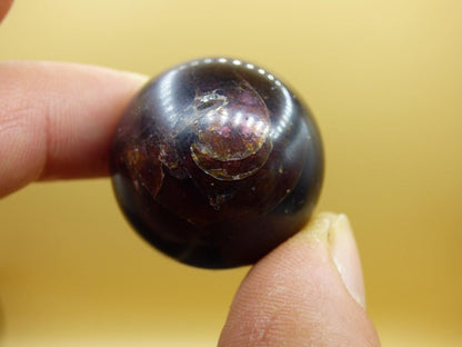 Almandin Granat - Edelstein Kugel rot Natur Heilstein Deko Kristall Geschenk Er Sie Mann Frau Freundin Haus Wohnung Energie Selten Sammler - Art of Nature Berlin